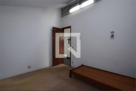 Casa à venda com 600m², 4 quartos e 4 vagas