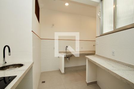 Apartamento à venda com 85m², 2 quartos e 1 vaga Apartamento à venda com 85m², 2 quartos e 1 vagaCozinha