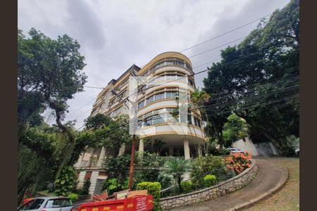 Apartamento à venda com 85m², 2 quartos e 1 vaga Apartamento à venda com 85m², 2 quartos e 1 vagaFachada