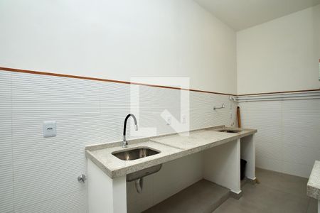 Apartamento à venda com 85m², 2 quartos e 1 vaga Apartamento à venda com 85m², 2 quartos e 1 vagaÁrea de Serviço