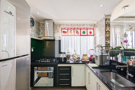 Apartamento à venda com 74m², 2 quartos e 2 vagas Apartamento à venda com 74m², 2 quartos e 2 vagasCozinha