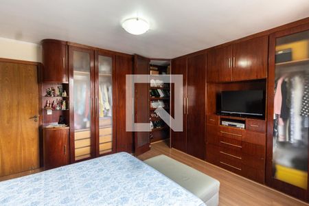 Casa à venda com 144m², 3 quartos e 3 vagas Casa à venda com 144m², 3 quartos e 3 vagasQuarto 1