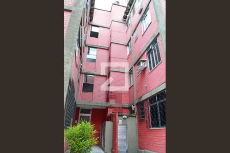 Apartamento à venda com 60m², 2 quartos e 1 vagaEntrada do bloco