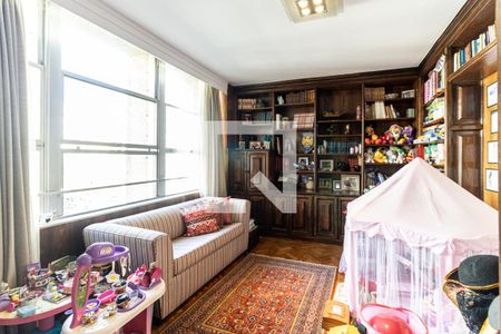 Apartamento para alugar com 275m², 4 quartos e 4 vagasEscritório