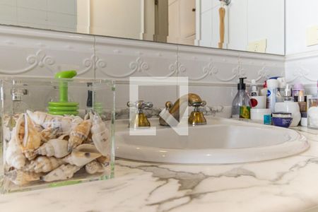 Apartamento para alugar com 275m², 4 quartos e 4 vagasBanheiro da Suíte - Torneira