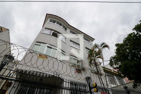 Apartamento à venda com 98m², 3 quartos e 1 vagaFachada