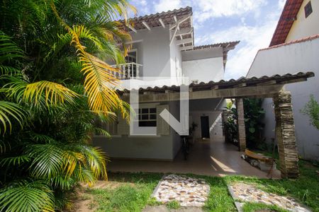 Casa de condomínio à venda com 630m², 6 quartos e 3 vagasQuintal