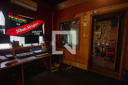 Casa de condomínio à venda com 630m², 6 quartos e 3 vagasEstúdio do Anexo