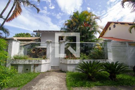 Casa de condomínio à venda com 630m², 6 quartos e 3 vagasFachada da Casa