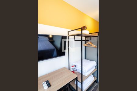 Sala de kitnet/studio para alugar com 1 quarto, 17m² em Vila Clementino, São Paulo