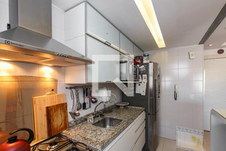 Apartamento à venda com 65m², 2 quartos e 1 vagaCozinha e Área de Serviço