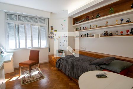 Apartamento à venda com 240m², 3 quartos e 1 vaga Apartamento à venda com 240m², 3 quartos e 1 vagaQuarto 1