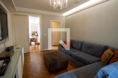 Apartamento à venda com 240m², 3 quartos e 1 vaga Apartamento à venda com 240m², 3 quartos e 1 vagaSala de Estar