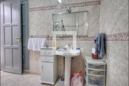 Casa à venda com 250m², 4 quartos e 5 vagasBanheiro