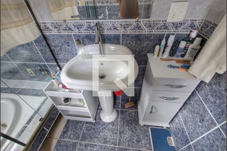 Casa à venda com 250m², 4 quartos e 5 vagasQuarto 3 - Suíte