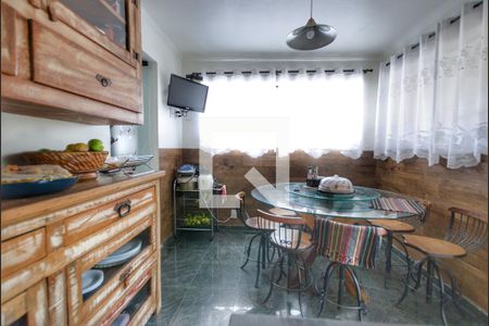 Casa à venda com 250m², 4 quartos e 5 vagasCozinha