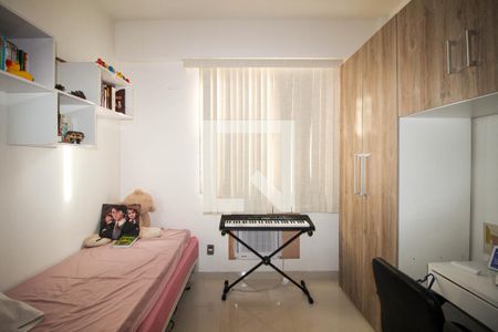 Apartamento à venda com 228m², 3 quartos e 2 vagasQuarto 3