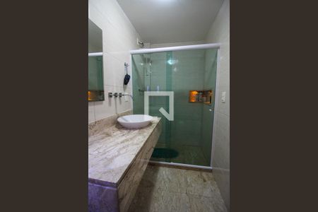 Apartamento à venda com 228m², 3 quartos e 2 vagasBanheiro da Suíte