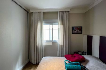 Apartamento à venda com 105m², 2 quartos e 2 vagasQuarto 2