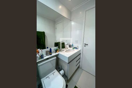 Apartamento à venda com 105m², 2 quartos e 2 vagasBanheiro da Suíte