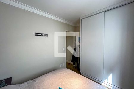 Apartamento à venda com 105m², 2 quartos e 2 vagasQuarto 2