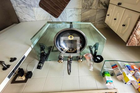 Casa à venda com 150m², 3 quartos e 2 vagasBanheiro Quarto 3 - Suíte