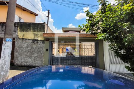 Casa à venda com 150m², 3 quartos e 2 vagasFachada