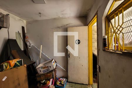 Casa à venda com 150m², 3 quartos e 2 vagasQuarto de Serviço