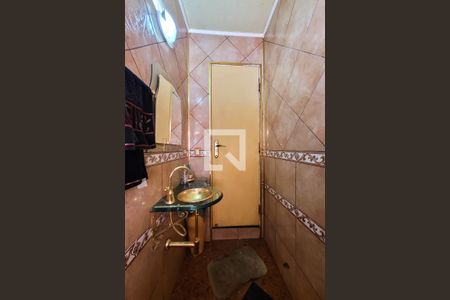 Casa à venda com 150m², 3 quartos e 2 vagasLavabo