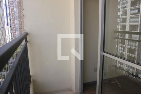 Varanda Sala de apartamento à venda com 3 quartos, 65m² em Jardim Flor da Montanha, Guarulhos