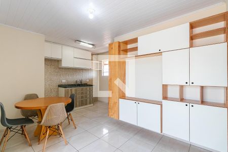 Sala / Cozinha de apartamento para alugar com 1 quarto, 44m² em Vila Carrao, São Paulo