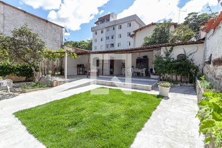 Casa à venda com 360m², 5 quartos e 3 vagasQuintal