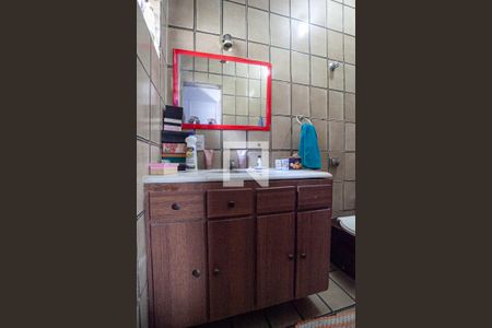 Casa à venda com 360m², 5 quartos e 3 vagasBanheiro da suíte 