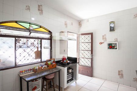 Casa à venda com 360m², 5 quartos e 3 vagasCozinha