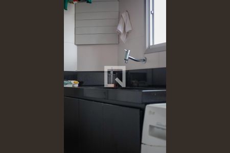 Apartamento à venda com 170m², 3 quartos e 1 vaga Apartamento à venda com 170m², 3 quartos e 1 vagaÁrea de Serviço