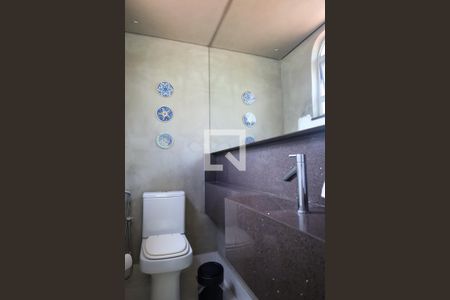 Apartamento à venda com 170m², 3 quartos e 1 vaga Apartamento à venda com 170m², 3 quartos e 1 vagaLavabo