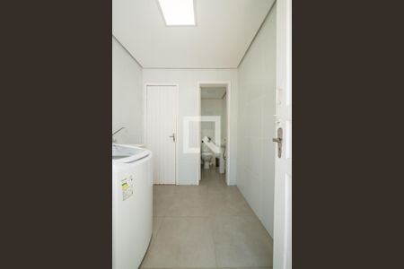 Apartamento à venda com 121m², 2 quartos e 1 vaga Apartamento à venda com 121m², 2 quartos e 1 vagaÁrea de Serviço