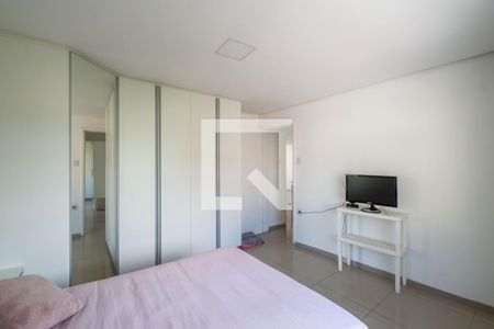 Apartamento à venda com 121m², 2 quartos e 1 vaga Apartamento à venda com 121m², 2 quartos e 1 vagaQuarto 2