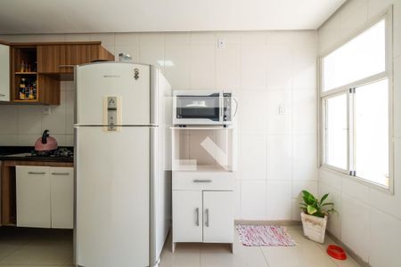 Apartamento à venda com 121m², 2 quartos e 1 vaga Apartamento à venda com 121m², 2 quartos e 1 vagaCozinha