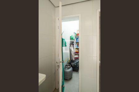 Apartamento à venda com 121m², 2 quartos e 1 vaga Apartamento à venda com 121m², 2 quartos e 1 vagaÁrea de Serviço