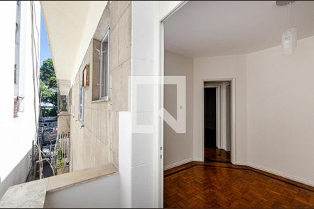 Sala de apartamento para alugar com 2 quartos, 65m² em Icaraí, Niterói