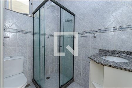 Banheiro de apartamento para alugar com 2 quartos, 65m² em Icaraí, Niterói