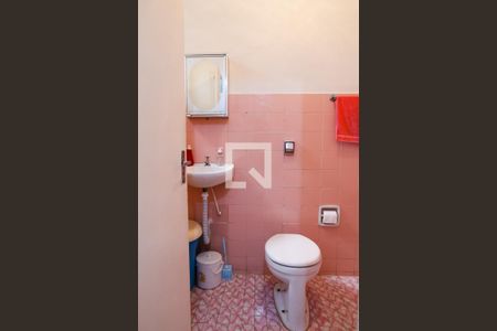 Casa à venda com 150m², 3 quartos e 1 vagaBanheiro de Serviço