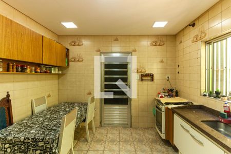 Casa à venda com 190m², 3 quartos e 2 vagasCozinha