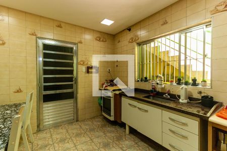 Casa à venda com 190m², 3 quartos e 2 vagasCozinha