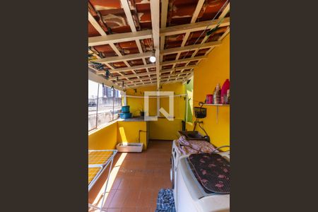 Casa à venda com 190m², 3 quartos e 2 vagasLavanderia