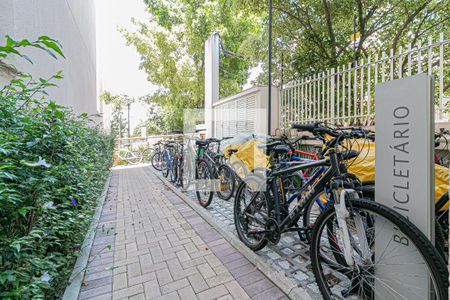 Apartamento à venda com 38m², 1 quarto e sem vaga Apartamento à venda com 38m², 1 quarto e sem vagaÁrea comum - Bicilcletário