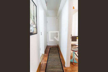 Apartamento à venda com 107m², 2 quartos e 1 vaga Apartamento à venda com 107m², 2 quartos e 1 vagaCorredor