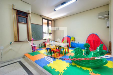 Apartamento à venda com 324m², 4 quartos e 3 vagasÁrea comum - Sala de jogos