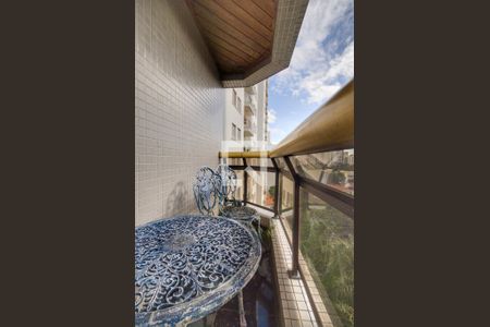 Apartamento à venda com 324m², 4 quartos e 3 vagasQuarto 1 - Varanda